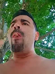 wolfine-lobo23 webcam model stream image