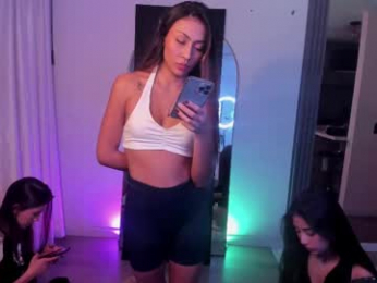 michellepetitte webcam model stream image