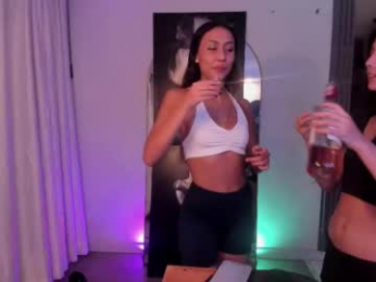 michellepetitte webcam model stream image