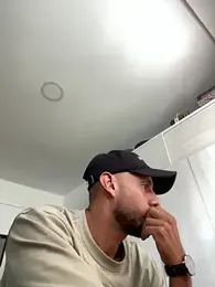 Elferjuan1310 webcam model stream image