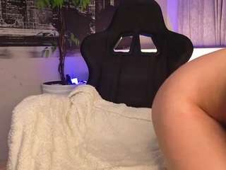 nicolehampton webcam model stream image