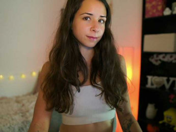 Dinacaguimbal webcam bongacams model stream image