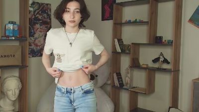 OdetteEarney webcam model stream image