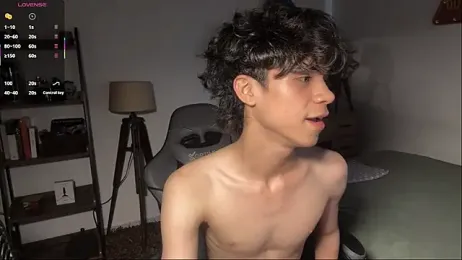 OopsAgain_ webcam model stream image