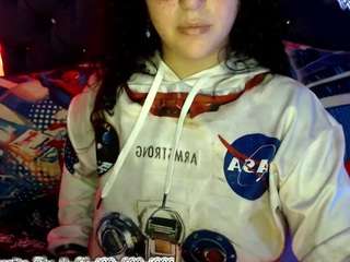 nahomy-moon webcam model stream image