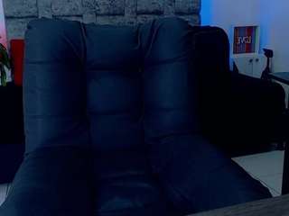 bladesensual webcam model stream image