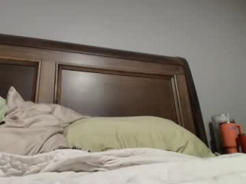 mildlymilf webcam model stream image