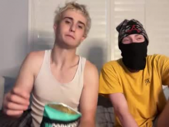 spicey_twins_tv webcam chaturbate model stream image