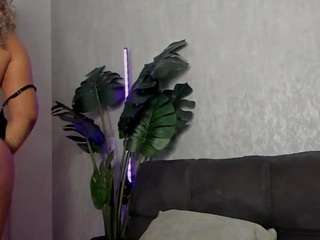 sugarcataleya webcam model stream image