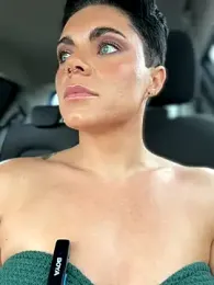 LukeLouHarvey webcam model stream image