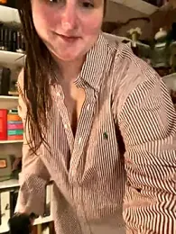 GingerSnap33 webcam stripchat model stream image