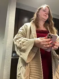 GingerSnap33 webcam stripchat model stream image