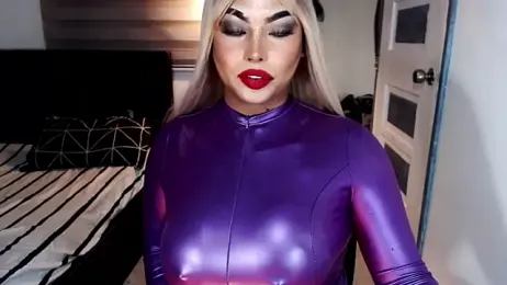 xTrixieMae webcam stripchat model stream image