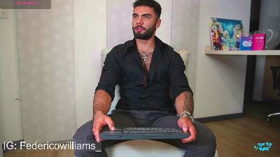 kingwilliams_ webcam model stream image