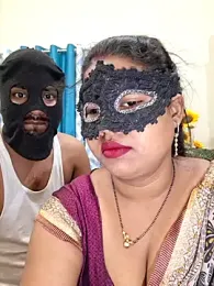 Soniya_G webcam model stream image