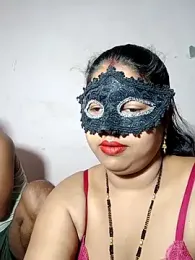 Soniya_G webcam model stream image
