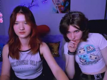 dina_4u webcam model stream image