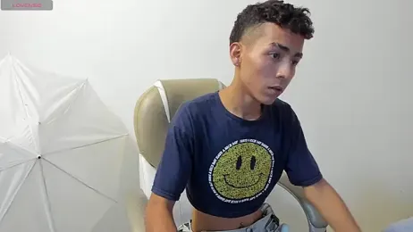 TaylerMiles webcam stripchat model stream image