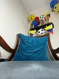 LilaRvsh webcam model stream image
