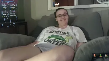 TurtleLady420 webcam model stream image
