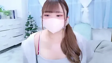 MAIKA_pyon webcam model stream image