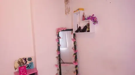 Juli_Roos_ webcam model stream image