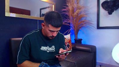 Markboyl webcam model stream image