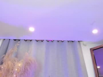 chloe_tailor_ webcam model stream image