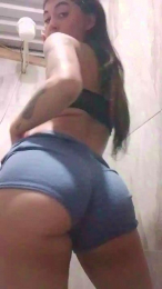 Chari858 webcam cam4 model stream image