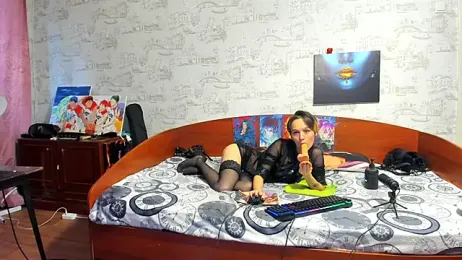 KagamiTayga webcam model stream image