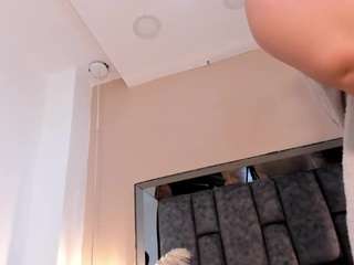morgan-wright webcam model stream image