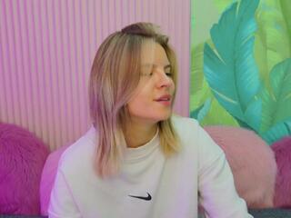 Kiara Rolls webcam model stream image