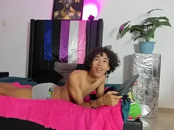 Luy_latin webcam model stream image
