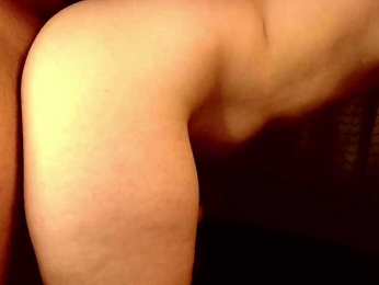 LalyAh webcam model stream image