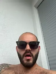 Exibitaliano webcam model stream image