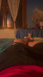 Cybercaps74 webcam model stream image