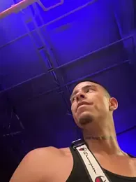 willclayy webcam model stream image