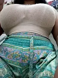 cute-mahek webcam stripchat model stream image