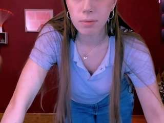 kora-cosmo1 webcam camsoda model stream image