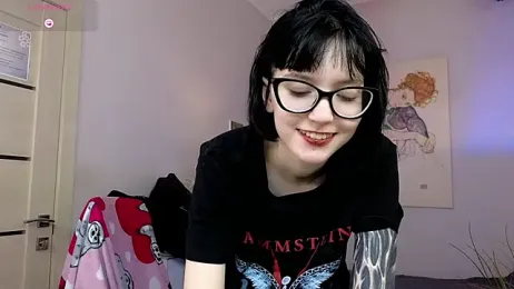 HazelTompson webcam model stream image