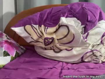 small_boyyy webcam model stream image