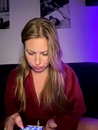 AlisaWhite webcam model stream image