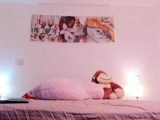 Francyelle Mattoz webcam model stream image