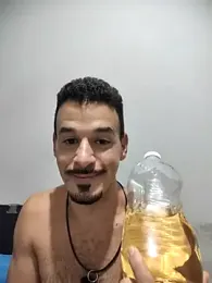 Avihyxx webcam stripchat model stream image