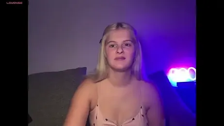 Allylove03 webcam model stream image