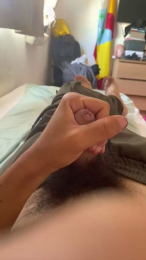 lols12 webcam model stream image