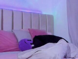 Ana Roussew webcam model stream image