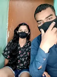 Suhani512 webcam stripchat model stream image