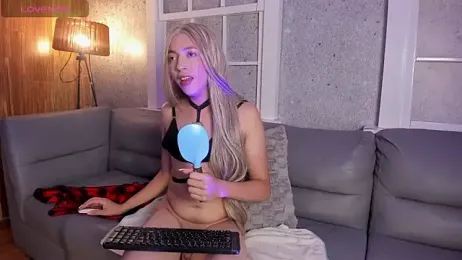 Isabella_glam webcam stripchat model stream image
