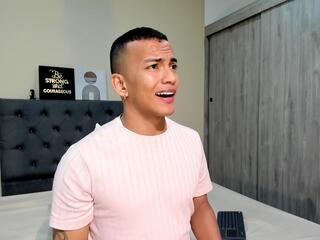 Rafael Leonn webcam model stream image